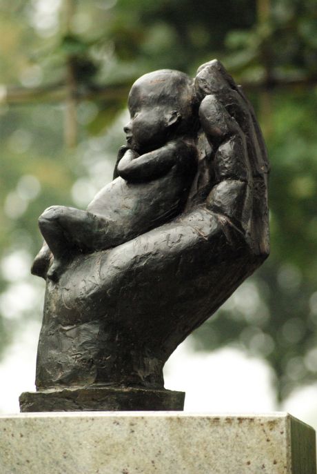 Monument van het ongeboren kind Jacobshof